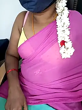 Snapshot of Tamil-hotwife chatting on March 7, 2025, 6:57 am Tamil-hotwife online show from March 7, 2025, 6:57 am