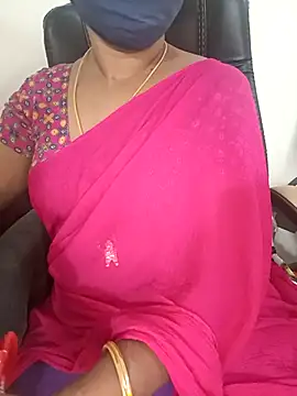 Snapshot of Tamil-hotwife chatting on October 6, 2025, 6:11 am Tamil-hotwife online show from October 6, 2025, 6:11 am