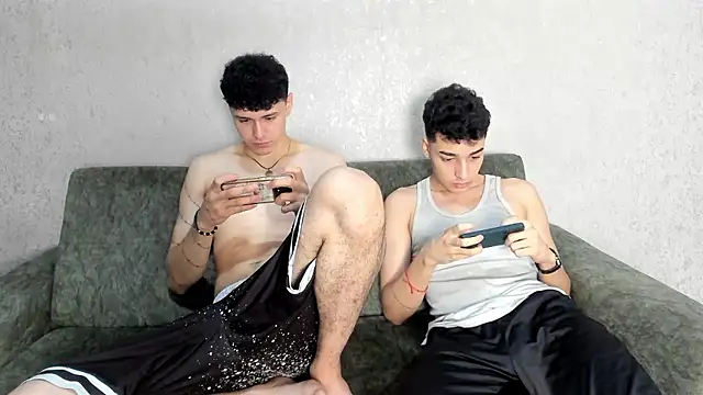 pelusos mens online show from January 10, 2026, 1:35 pm