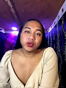 bettina love online show from November 18, 2025, 4:50 am