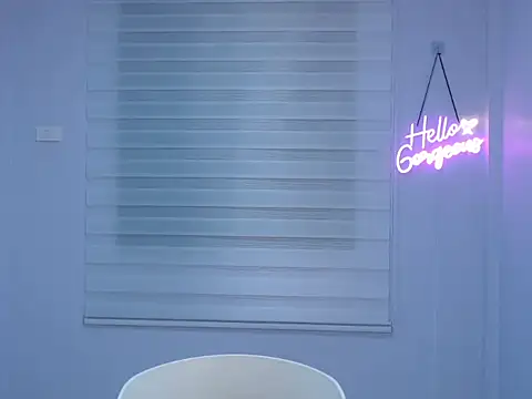 Snapshot of Miss_Ivanawolf chatting on December 22, 2024, 2:16 pm Miss Ivanawolf online show from December 22, 2024, 2:16 pm