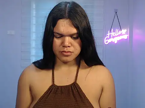 Snapshot of Miss_Ivanawolf chatting on February 13, 2025, 3:07 am Miss Ivanawolf online show from February 13, 2025, 3:07 am