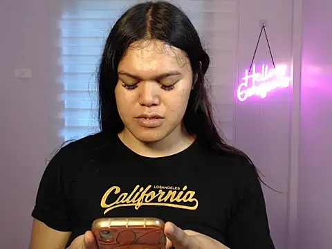 Snapshot of Miss_Ivanawolf chatting on February 23, 2025, 7:55 am Miss Ivanawolf online show from February 23, 2025, 7:55 am