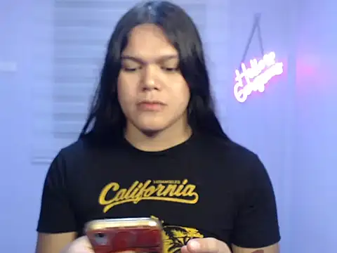 Snapshot of Miss_Ivanawolf chatting on March 17, 2025, 1:50 pm Miss Ivanawolf online show from March 17, 2025, 1:50 pm