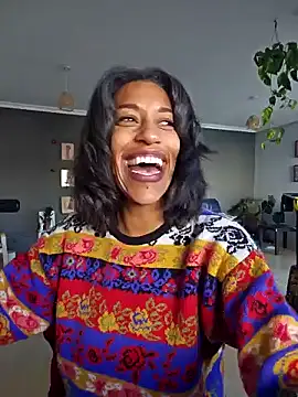 Snapshot of Goldenlace chatting on December 4, 2024, 1:53 pm Goldenlace online show from December 4, 2024, 1:53 pm