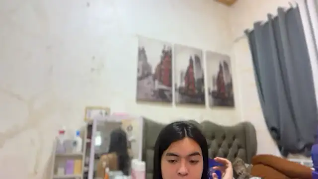 Trans bootyliciousx  online show from November 17, 2025, 8:03 pm