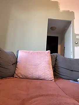 Snapshot of Daisy_Michto_Officiel chatting on October 6, 2025, 6:44 am Daisy Michto Officiel online show from October 6, 2025, 6:44 am