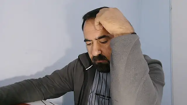 ZYXEL353 online show from October 18, 2025, 12:24 am