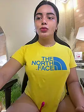 HotstuffCherrySummer online show from February 23, 2025, 6:17 am