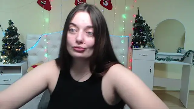 Snapshot of MilanaPrice chatting on December 22, 2024, 7:31 pm MilanaPrice online show from December 22, 2024, 7:31 pm