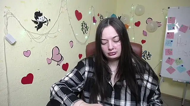 Snapshot of MilanaPrice chatting on February 11, 2025, 6:22 pm MilanaPrice online show from February 11, 2025, 6:22 pm