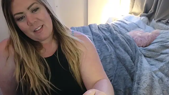 JESS LOVES online show from January 17, 2025, 5:00 am