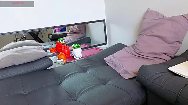 Matiashorney online show from October 21, 2025, 7:25 pm