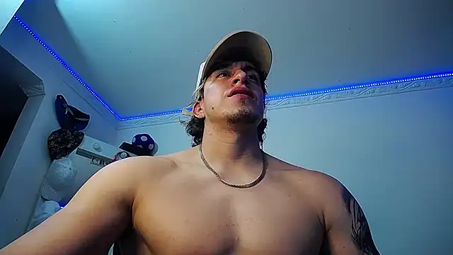 Snapshot of strongboy_ chatting on September 16, 2025, 3:07 am strongboy online show from September 16, 2025, 3:07 am