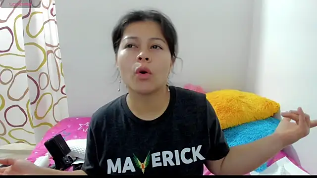 Snapshot of sweetnia chatting on December 29, 2024, 3:24 pm sweetnia online show from December 29, 2024, 3:24 pm