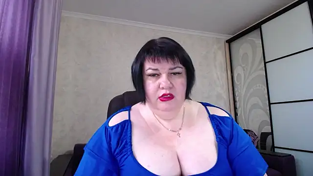 JuicyLady Di online show from October 16, 2025, 5:19 am