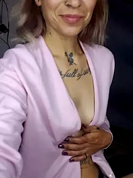 fablob23 online show from May 23, 2026, 10:19 am