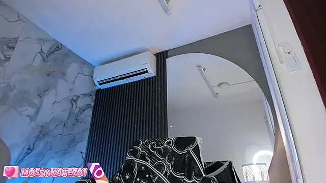 Katemoss70 online show from March 6, 2025, 3:24 pm