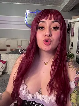 Sam Thompsoon  online show from March 19, 2025, 5:41 am