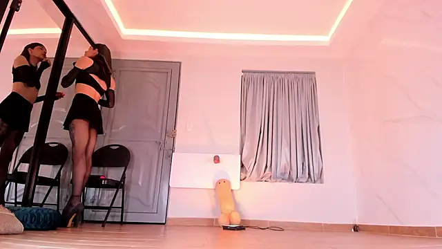 Snapshot of ArchieCollins chatting on February 13, 2025, 2:56 am ArchieCollins online show from February 13, 2025, 2:56 am