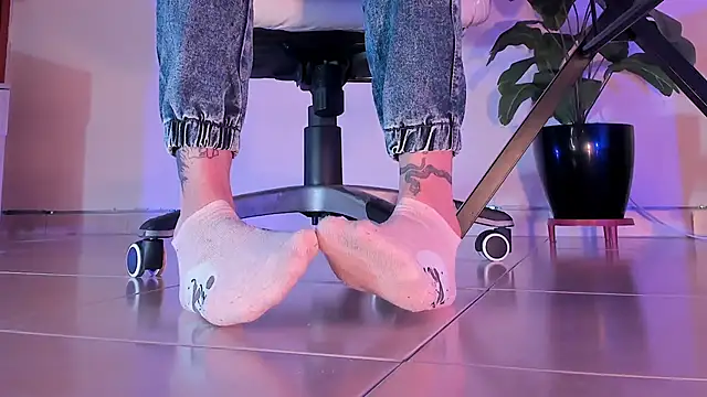 Snapshot of ArchieCollins chatting on September 19, 2025, 4:36 am ArchieCollins online show from September 19, 2025, 4:36 am