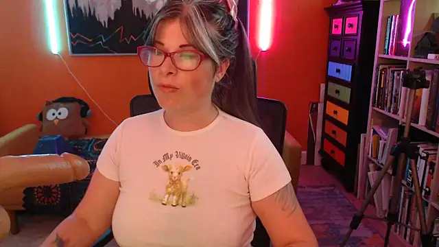 TheLenaAdams online show from December 14, 2025, 11:09 pm