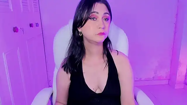 danielahot66 online show from January 21, 2025, 9:46 am