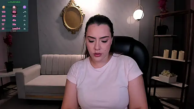 Snapshot of MartinnaBonnet chatting on December 26, 2024, 11:21 am MartinnaBonnet online show from December 26, 2024, 11:21 am