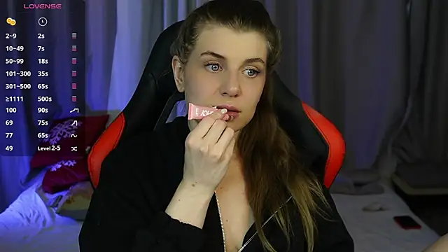 Snapshot of Just_alice chatting on March 20, 2025, 3:25 pm Just alice online show from March 20, 2025, 3:25 pm