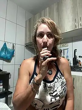 Snapshot of RAIRAsexy chatting on January 22, 2025, 4:13 am RAIRAsexy online show from January 22, 2025, 4:13 am