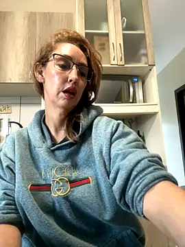 Snapshot of RAIRAsexy chatting on November 9, 2025, 8:51 pm RAIRAsexy online show from November 9, 2025, 8:51 pm