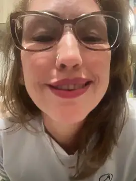 Snapshot of RAIRAsexy chatting on November 12, 2025, 1:06 am RAIRAsexy online show from November 12, 2025, 1:06 am