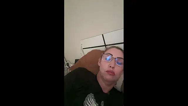 Snapshot of RAIRAsexy chatting on December 15, 2025, 6:12 pm RAIRAsexy online show from December 15, 2025, 6:12 pm