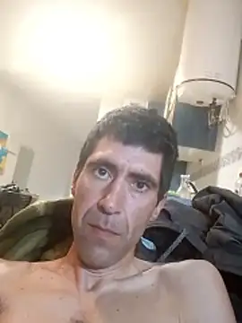 Snapshot of Pollon34- chatting on March 20, 2026, 4:23 pm Pollon34- online show from March 20, 2026, 4:23 pm