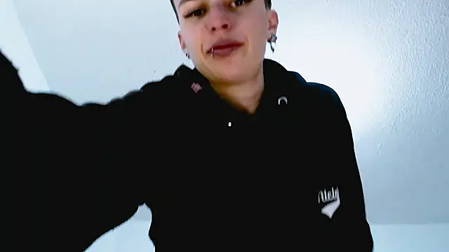 Cocain Atenea online show from March 24, 2026, 11:10 pm