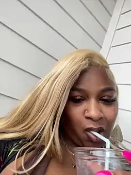 BigFineSelena online show from March 1, 2025, 6:54 pm