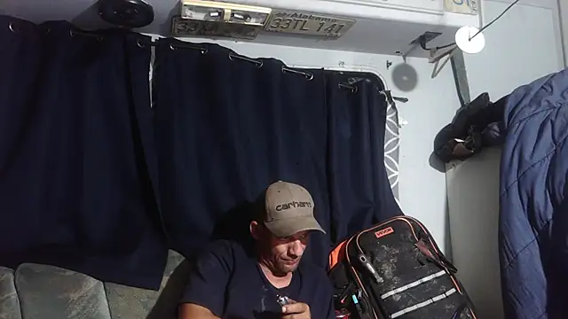 goodick4u28 online show from April 7, 2026, 4:57 am