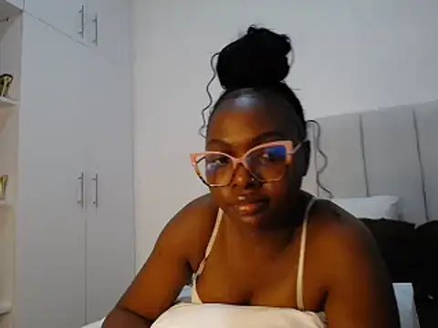 Pretty Liya08 online show from March 12, 2025, 5:46 am