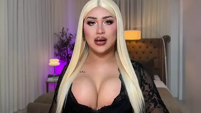 Your Majesty Tyra online show from October 1, 2025, 4:51 am