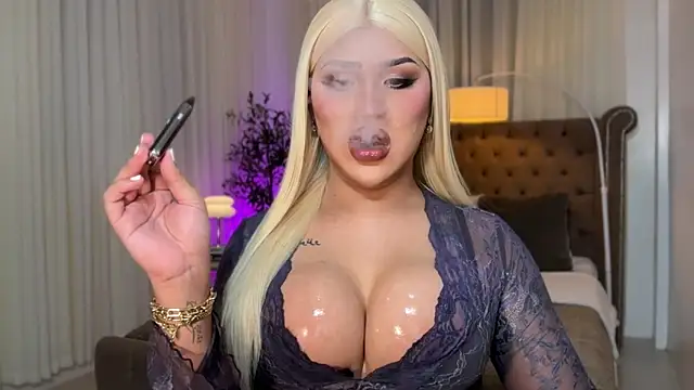 Your Majesty Tyra online show from October 30, 2025, 5:09 am