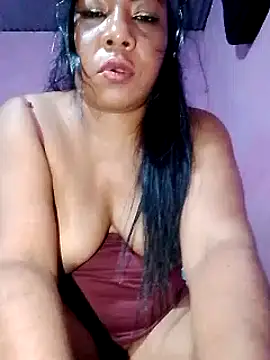 Snapshot of rosmery-navarro chatting on December 29, 2024, 5:21 am rosmery-navarro online show from December 29, 2024, 5:21 am