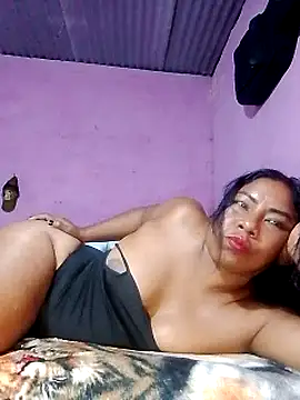 Snapshot of rosmery-navarro chatting on January 25, 2025, 9:47 am rosmery-navarro online show from January 25, 2025, 9:47 am