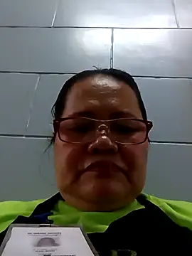 Snapshot of Chubbysweetmom chatting on September 13, 2025, 2:11 am Chubbysweetmom online show from September 13, 2025, 2:11 am