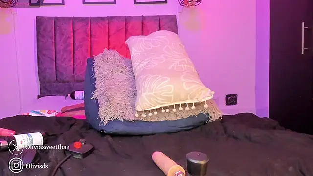 Olivia ds online show from March 21, 2025, 7:55 am