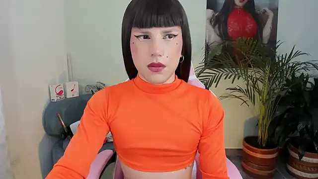 queenramoona-hot online show from February 7, 2025, 9:26 pm