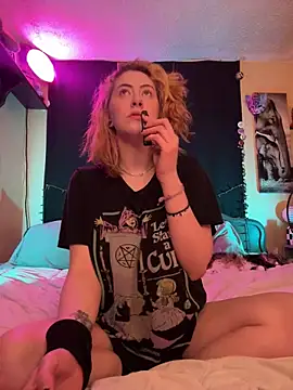 Mallorykoxx69 online show from May 1, 2026, 6:29 am