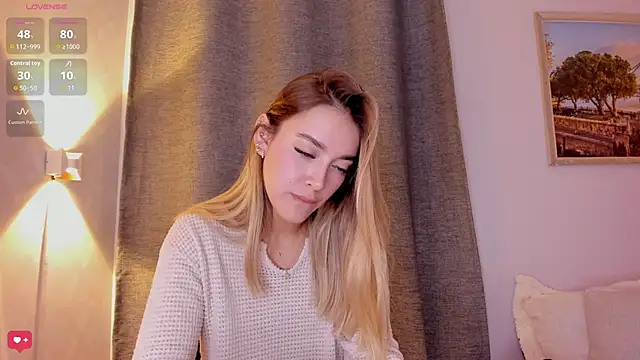 Assh lee  online show from October 1, 2025, 1:28 pm