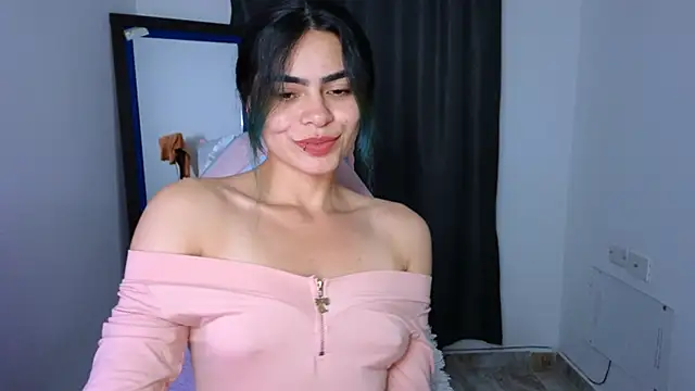 Snapshot of sexyladyy_ chatting on November 9, 2025, 11:36 pm sexyladyy online show from November 9, 2025, 11:36 pm