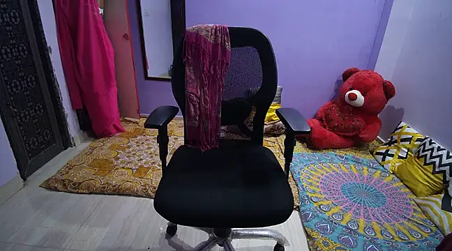 BabyNaina online show from February 21, 2025, 7:43 pm