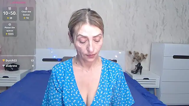 ZoeGrant online show from March 20, 2025, 2:19 am